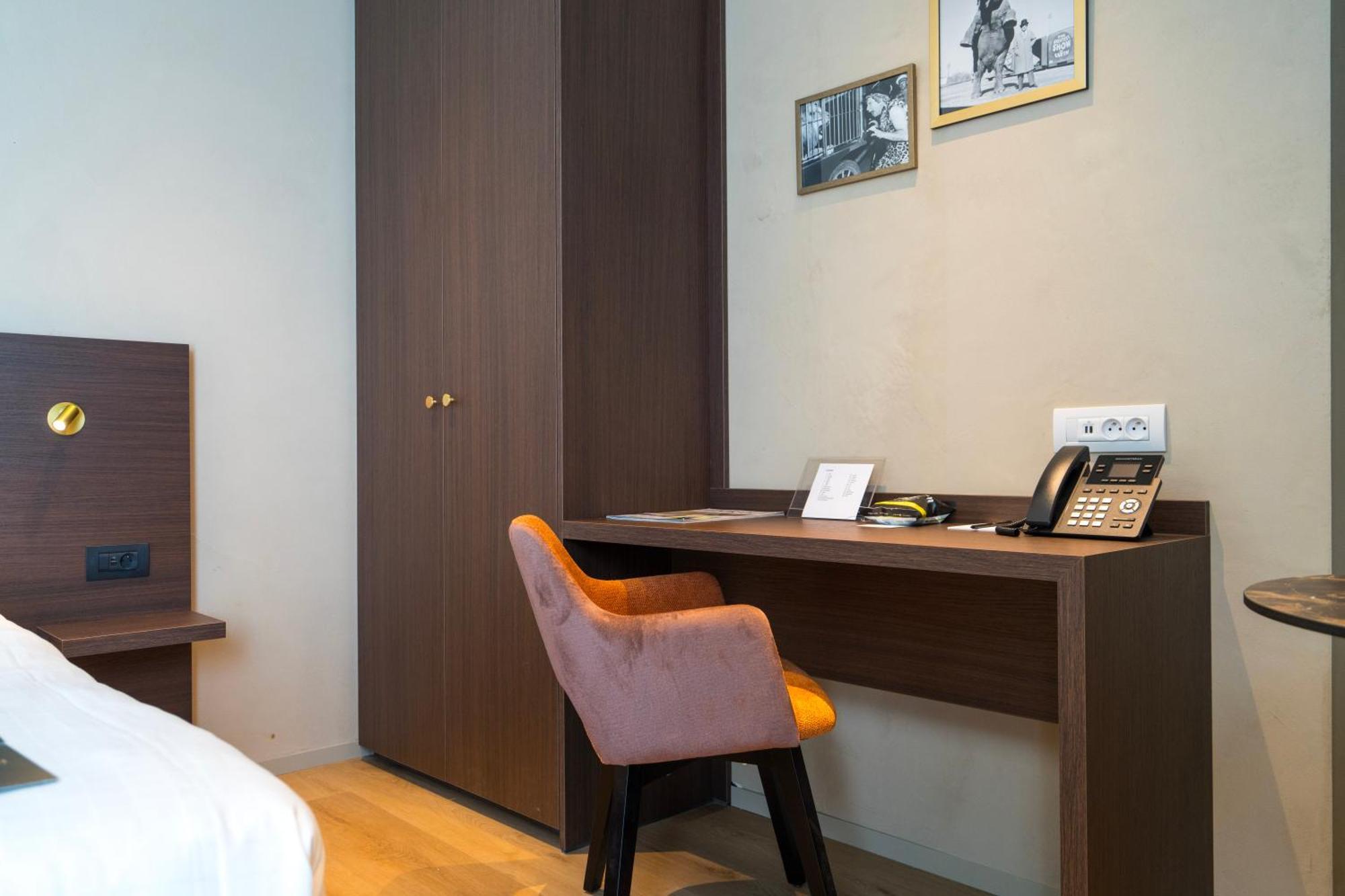 קורטרייק Business By Parkhotel -Annex- מראה חיצוני תמונה